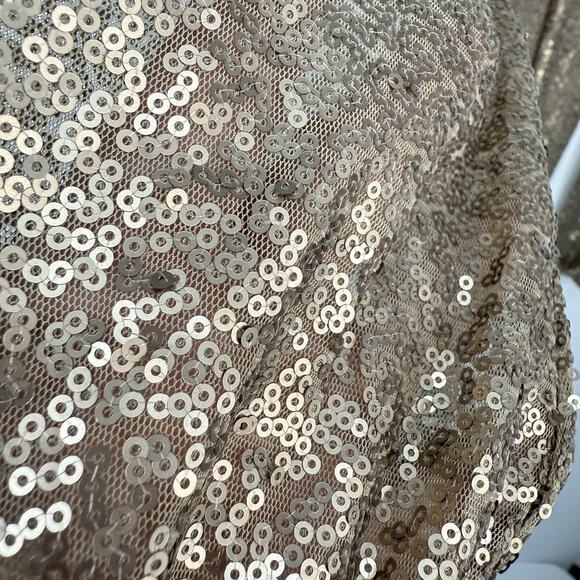 Altar'd State Gold Sequin Mini Dress size Medium Ballon Sleeve Deep V neck - Picture 7 of 13